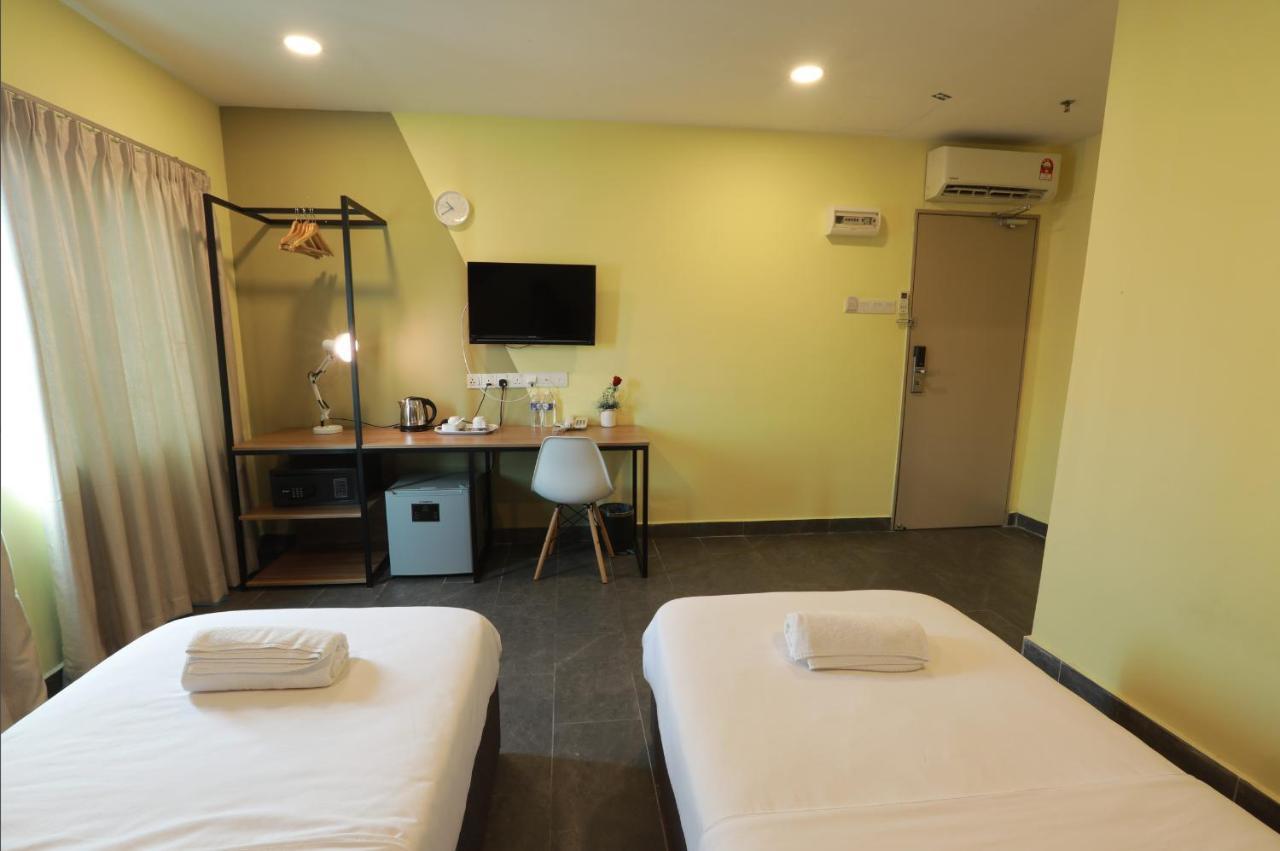 T-Hotel Mont Kiara Куала-Лумпур Экстерьер фото