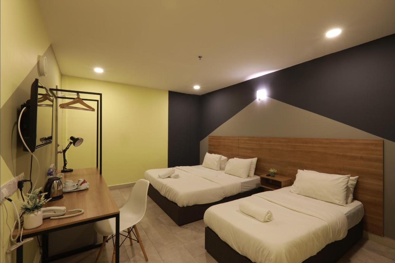 T-Hotel Mont Kiara Куала-Лумпур Экстерьер фото