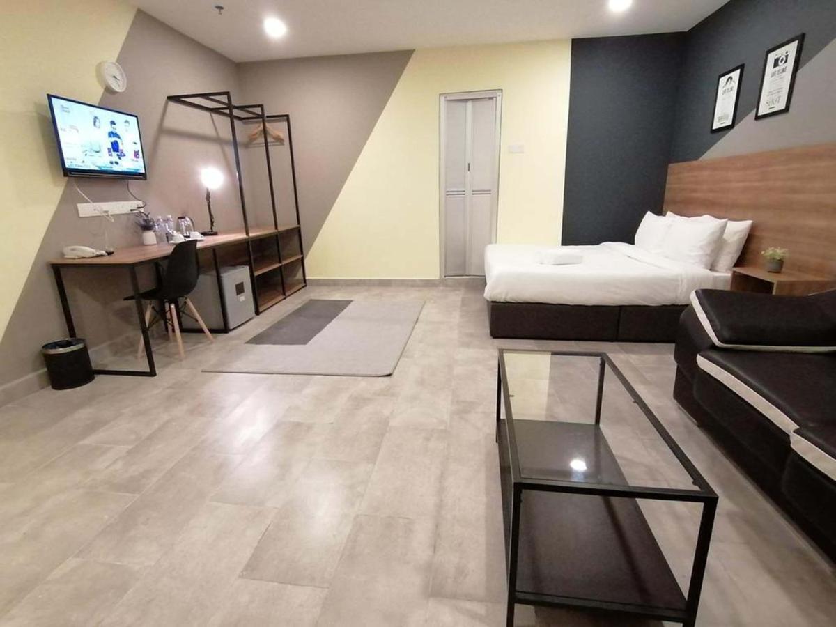 T-Hotel Mont Kiara Куала-Лумпур Экстерьер фото
